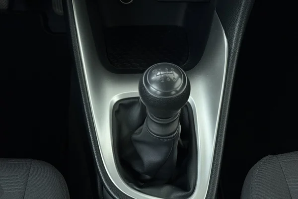 Toyota Yaris (2024) — foto 4 van 17