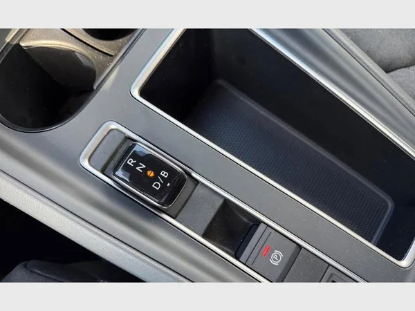 Skoda Elroq (2026) — foto 8 van 27