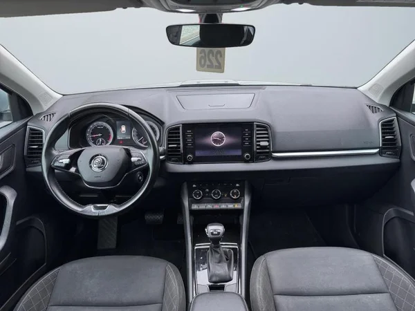 SKODA Karoq Dsl (2021) — foto 2 van 31
