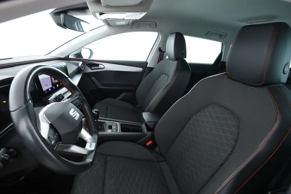 Seat Leon (2021) — foto 16 van 16