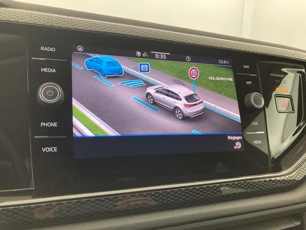 VOLKSWAGEN Taigo (2025) — foto 22 van 36