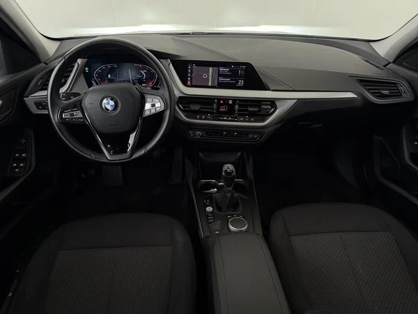 BMW 116 (2024) — foto 28 van 28