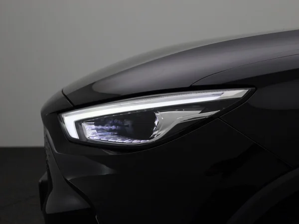 MG ZS EV (2023) — foto 8 van 40