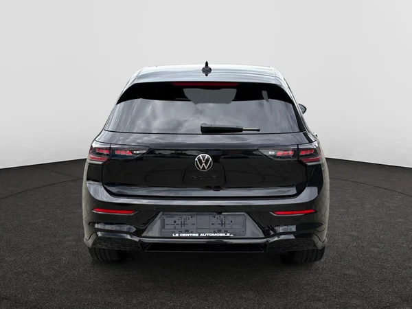 VOLKSWAGEN Golf VIII (2026) — foto 12 van 17