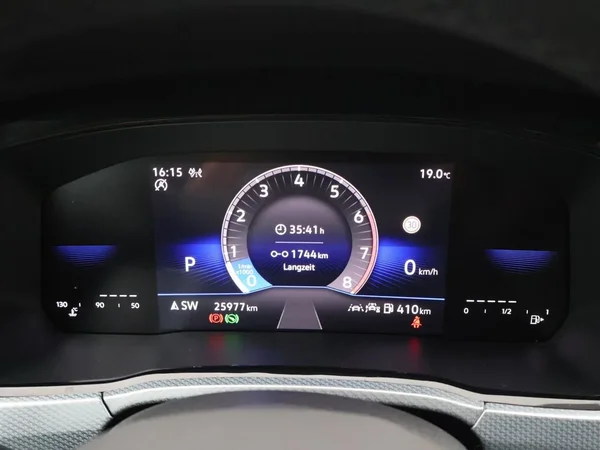 Volkswagen Touran (2025) — foto 17 van 29