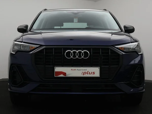 AUDI Q3 PHEV (2024) — foto 22 van 27