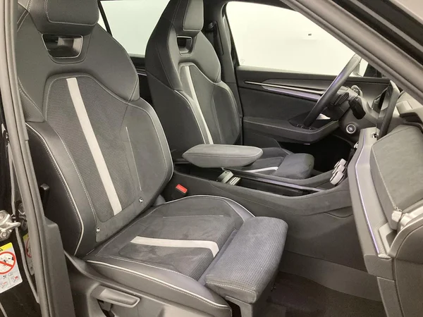 SKODA Kodiaq (2025) — foto 7 van 35