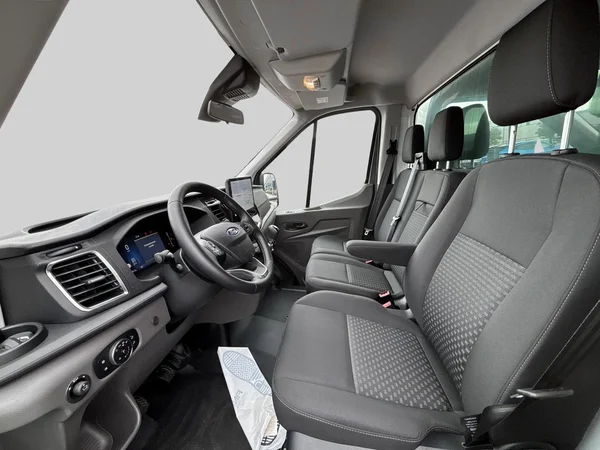 Ford Transit (2025) — foto 26 van 27