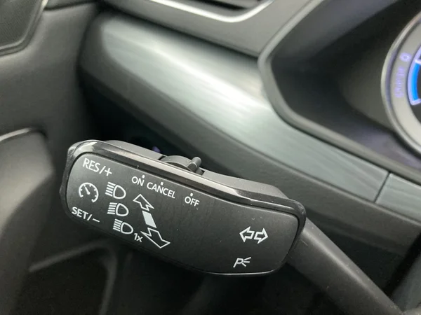 SKODA Superb SW PHEV (2020) — foto 26 van 36