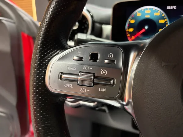 Mercedes-Benz Cla (2020) — foto 2 van 23