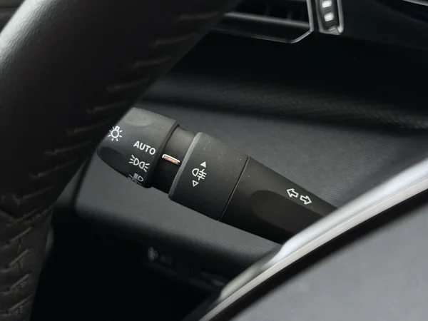 PEUGEOT 308 (2023) — foto 18 van 28