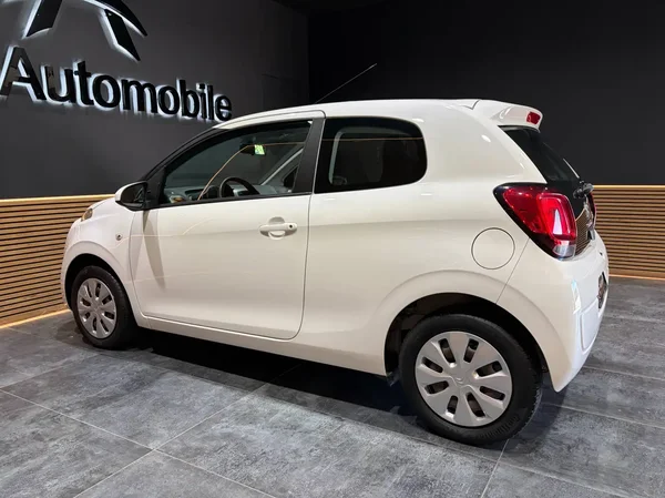 Citroen C1 (2015) — foto 8 van 19