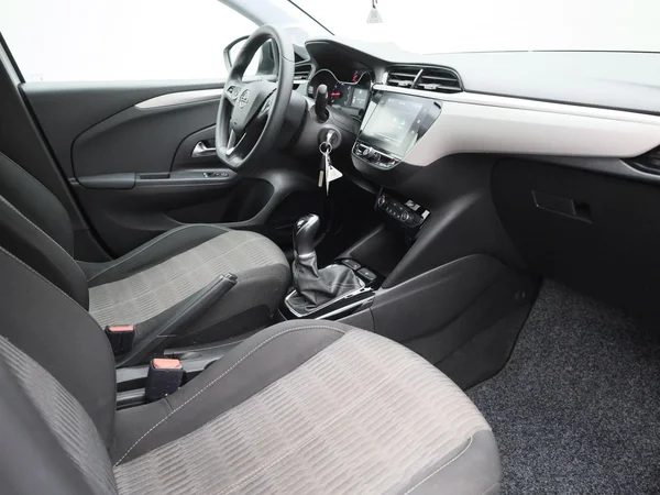 Opel Corsa (2023) — foto 25 van 36