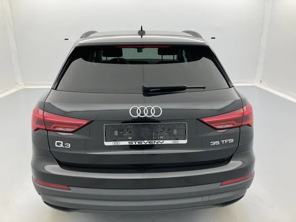 AUDI Q3 (2022) — foto 9 van 36