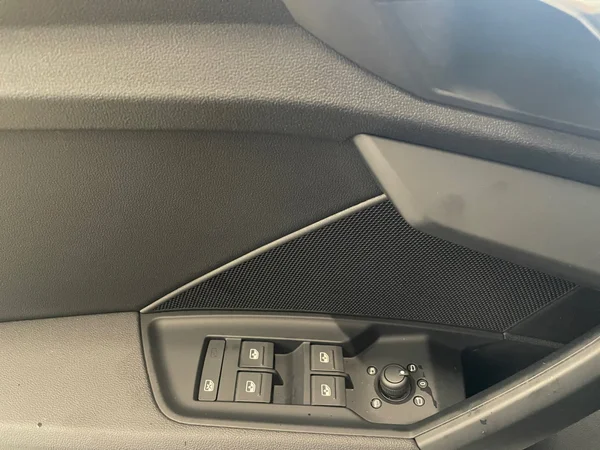 AUDI A3 Sportback (2024) — foto 18 van 20