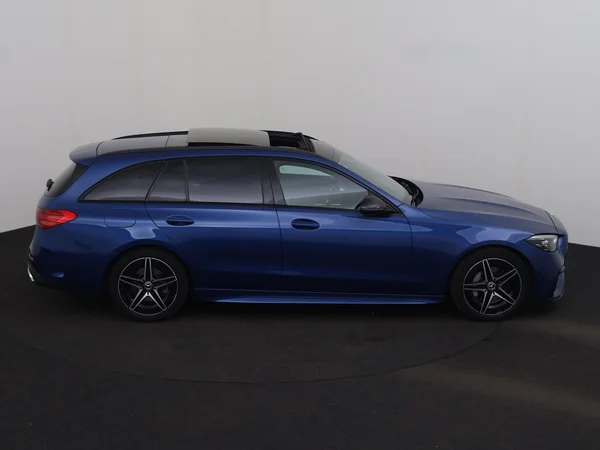 MERCEDES C 200 (2022) — foto 27 van 31