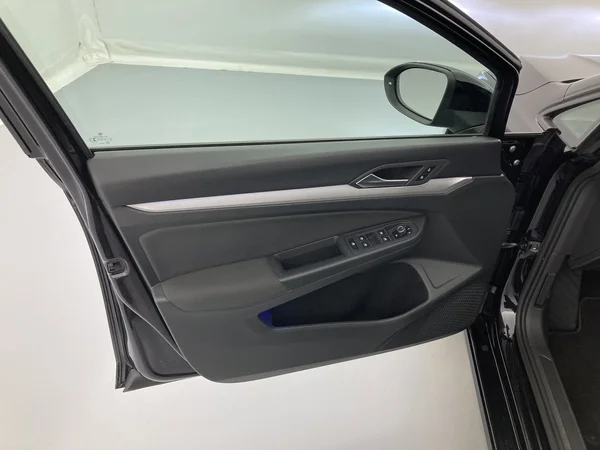 VOLKSWAGEN Golf Variant VIII (2021) — foto 15 van 36