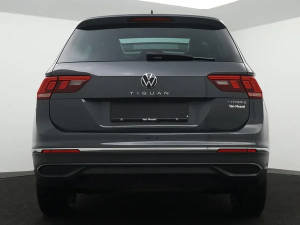 VOLKSWAGEN Tiguan eHybrid (PHEV) (2021) — foto 7 van 29