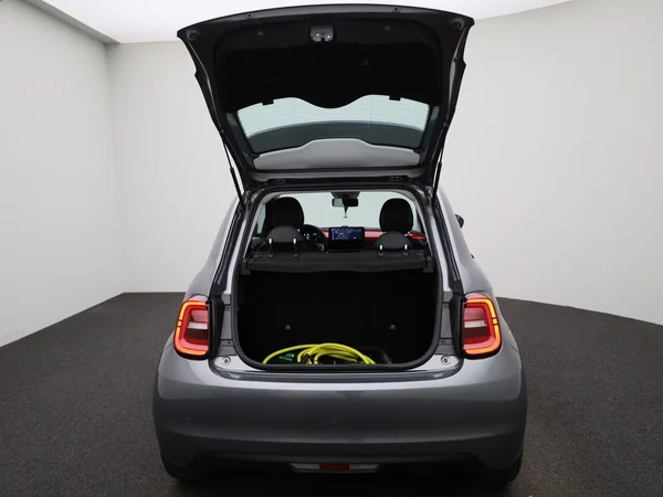 Fiat 500e (2024) — foto 5 van 22