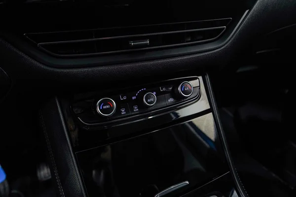 Opel Grandland (2023) — foto 18 van 44