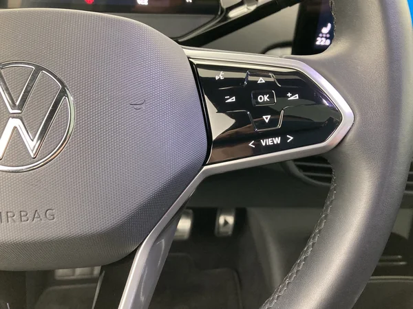 VOLKSWAGEN ID.5 (2023) — foto 3 van 29