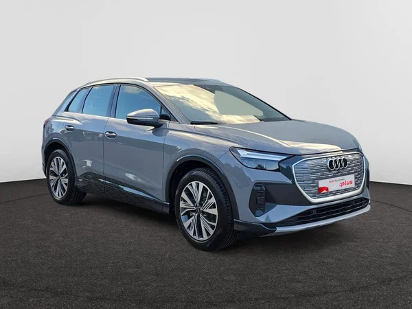AUDI Q4 e-tron (2025) — foto 13 van 21