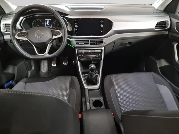 VOLKSWAGEN T-Cross (2022) — foto 3 van 23