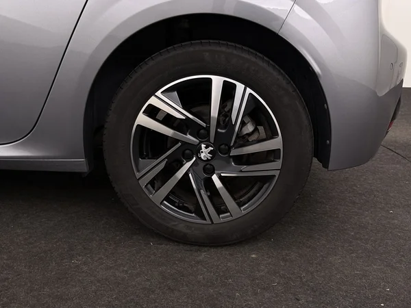 PEUGEOT 208 (2023) — foto 7 van 27