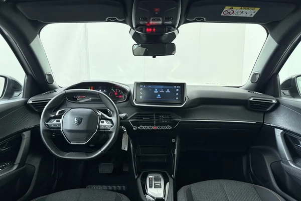 Peugeot 2008 (2025) — foto 16 van 16
