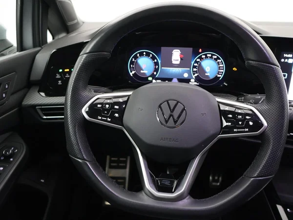 VOLKSWAGEN Golf VIII SW (2024) — foto 10 van 31