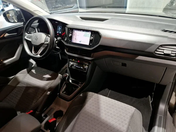 VOLKSWAGEN T-Cross (2021) — foto 6 van 20