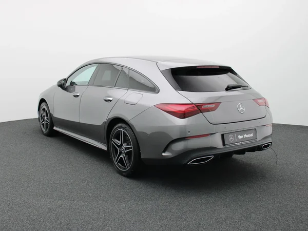 Mercedes-Benz CLA (2024) — foto 5 van 12