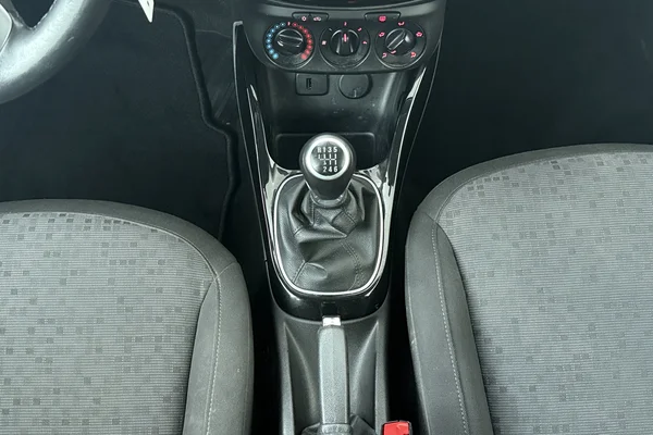 Opel Adam (2019) — foto 4 van 26