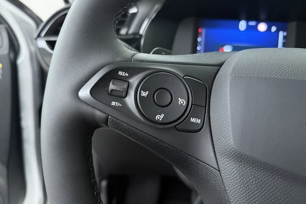 Opel Corsa (2025) — foto 6 van 20
