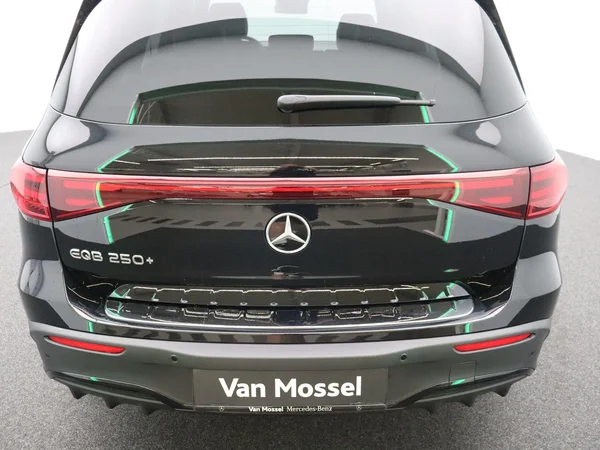 Mercedes-Benz EQB (2025) — foto 10 van 24