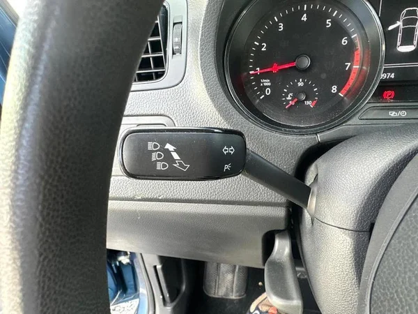 VOLKSWAGEN Polo (2017) — foto 20 van 28