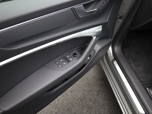 AUDI A6 Avant (2025) — foto 7 van 25