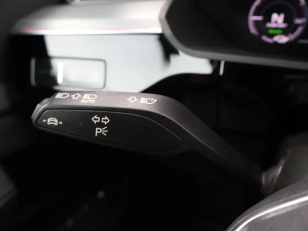 Audi e-tron (2021) — foto 5 van 29