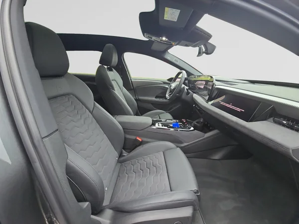 AUDI A6 Avant e-tron (2025) — foto 4 van 30
