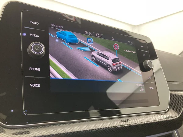VOLKSWAGEN T-Cross (2025) — foto 13 van 35