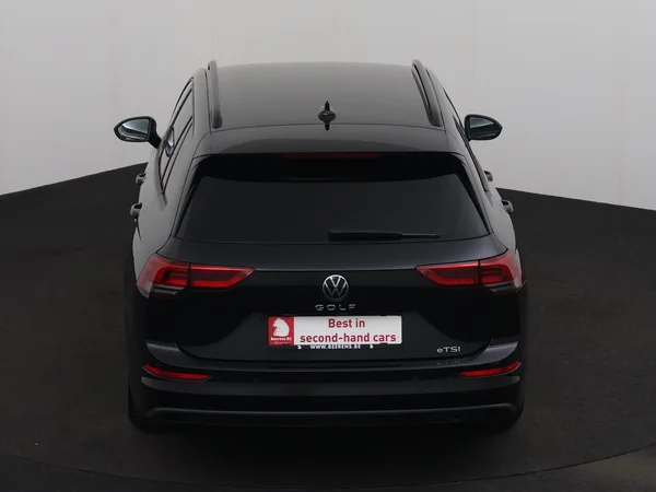 VOLKSWAGEN Golf Variant (2022) — foto 26 van 29