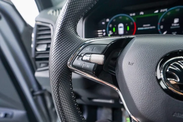 Skoda Karoq (2022) — foto 14 van 49