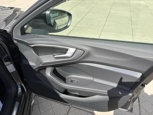 AUDI A5 e-hybrid (PHEV) (2026) — foto 6 van 20