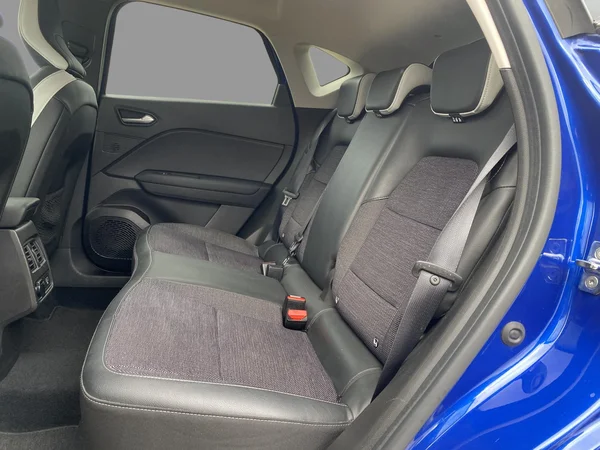 Renault Captur (2022) — foto 6 van 22