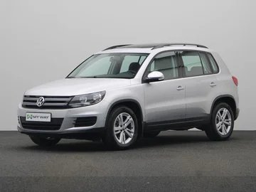 VOLKSWAGEN Tiguan (2016)