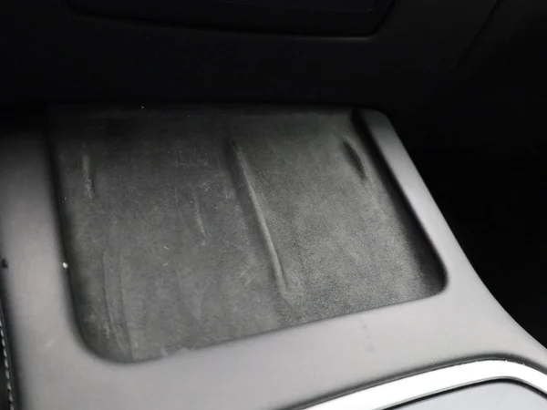 Tesla Model Y (2023) — foto 14 van 41