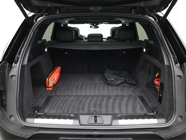 LAND ROVER Range Rover Sport PHEV (2024) — foto 2 van 28