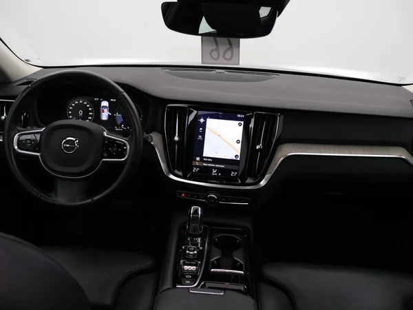VOLVO V60 (2019) — foto 5 van 27