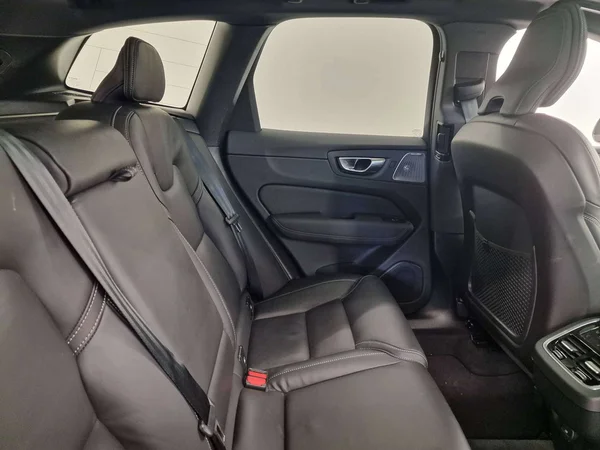 Volvo XC60 (2026) — foto 16 van 17