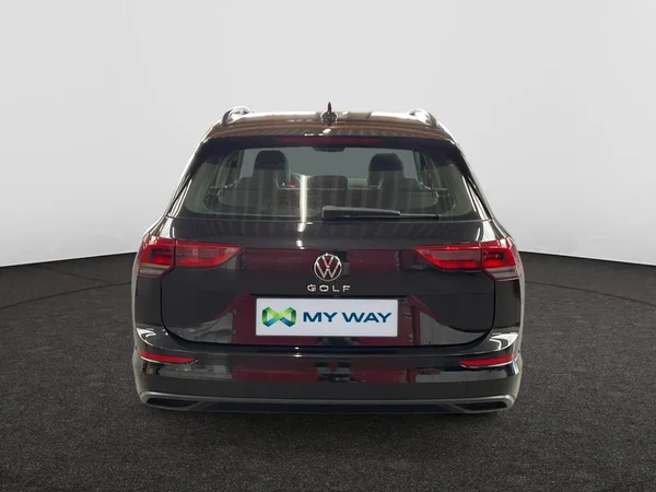 VOLKSWAGEN Golf VIII SW (2023) — foto 17 van 22